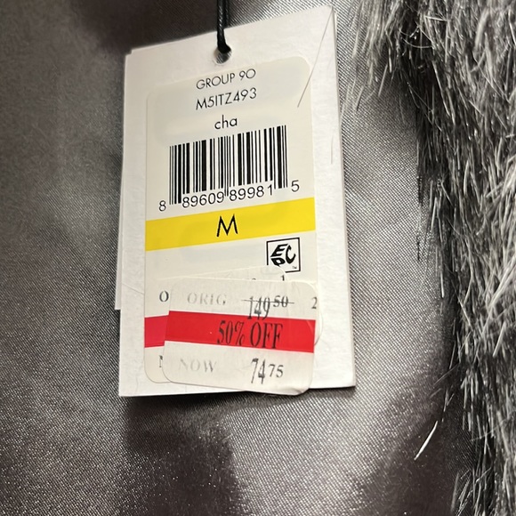 Calvin Klein Fur Vest - Picture 2 of 3